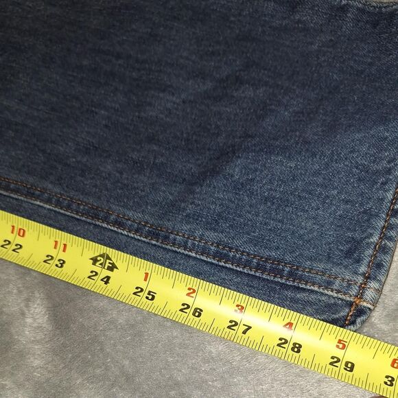 Classic J.Crew Sutton Midweight denim with a modern slim straight cut size 32x30 - Picture 4 of 7